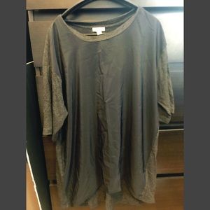 Light gray dark gray shirt